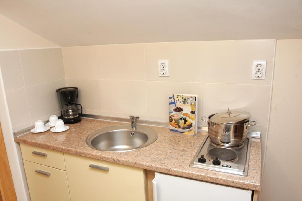 Apartments Villa Bondi Makarska Habitación foto