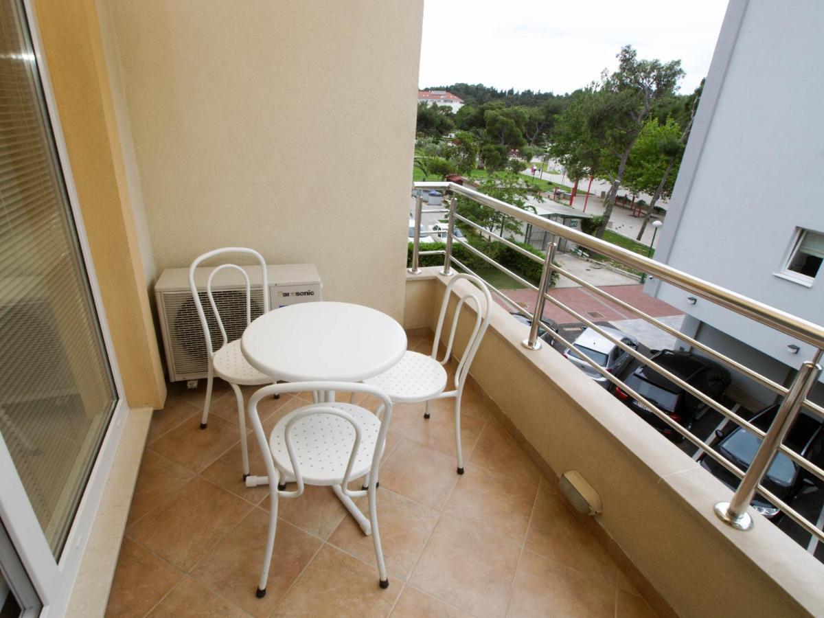 Apartments Villa Bondi Makarska Exterior foto